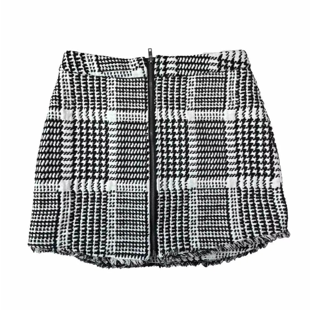Cupcakes & Cashmere plaid mini skirt zip up black and white houndstooth pattern - Picture 4 of 13